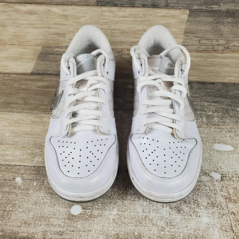 Nike good light